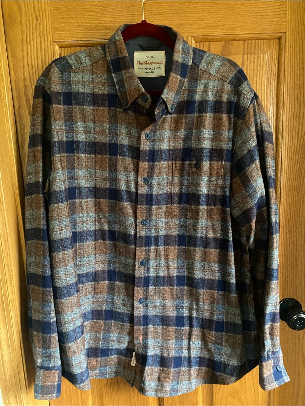 Weatherproof Men's Plaid Button-Down Shirt in Brown and Blue